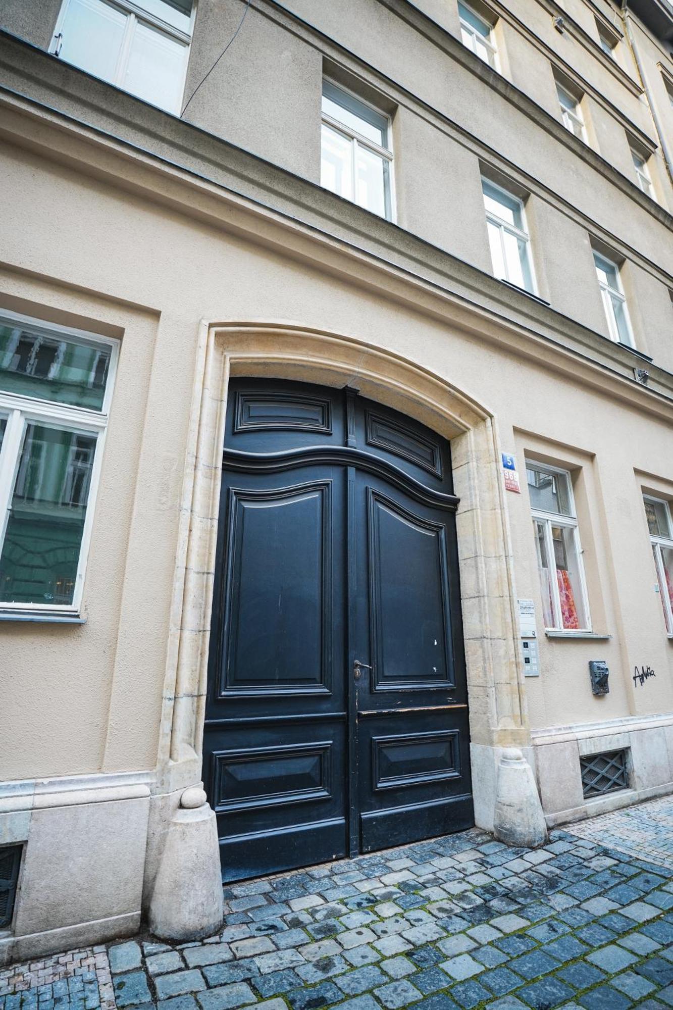 Elegant & Stylish Center Apartments! Praha Eksteriør bilde