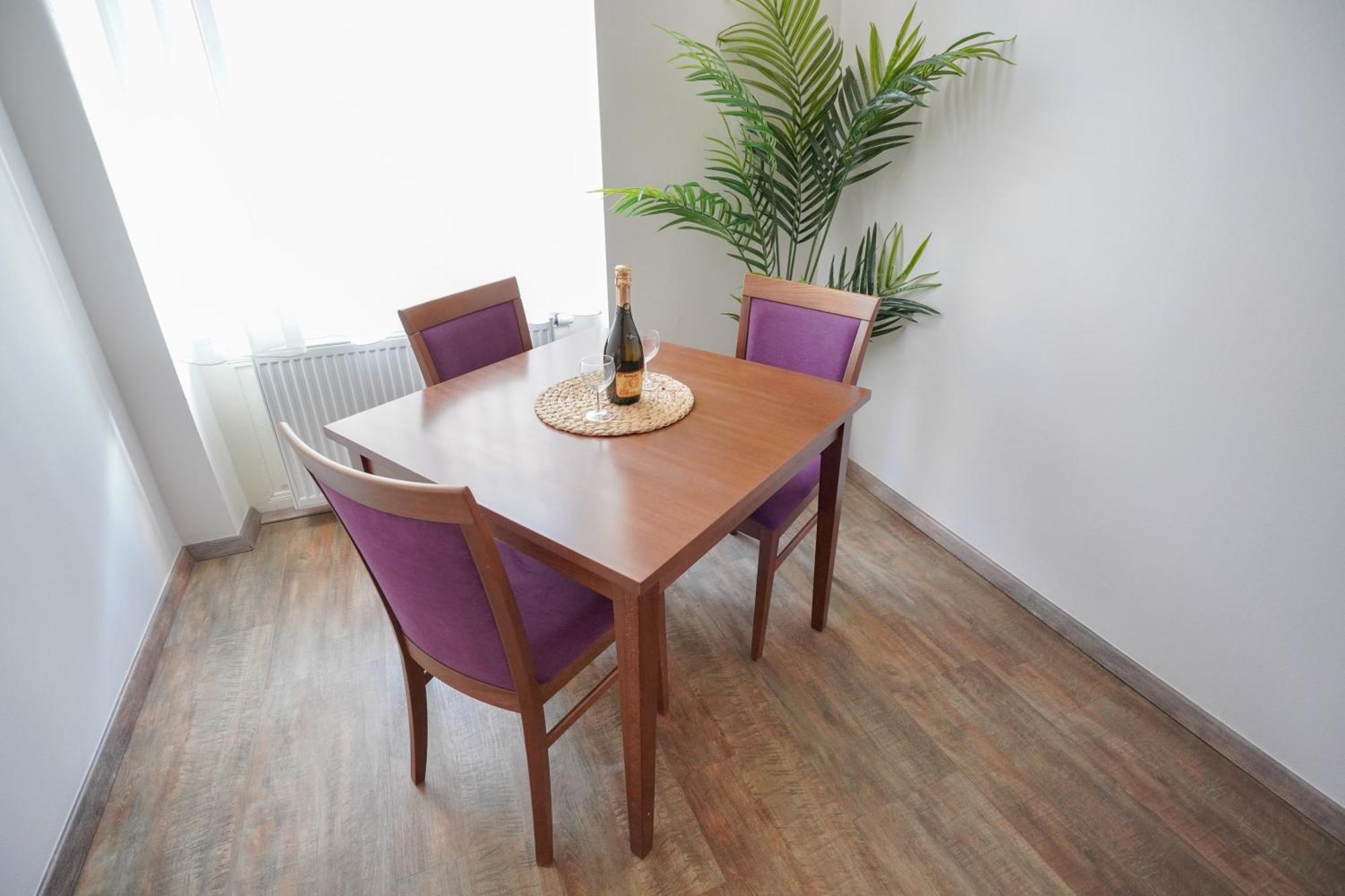 Elegant & Stylish Center Apartments! Praha Eksteriør bilde