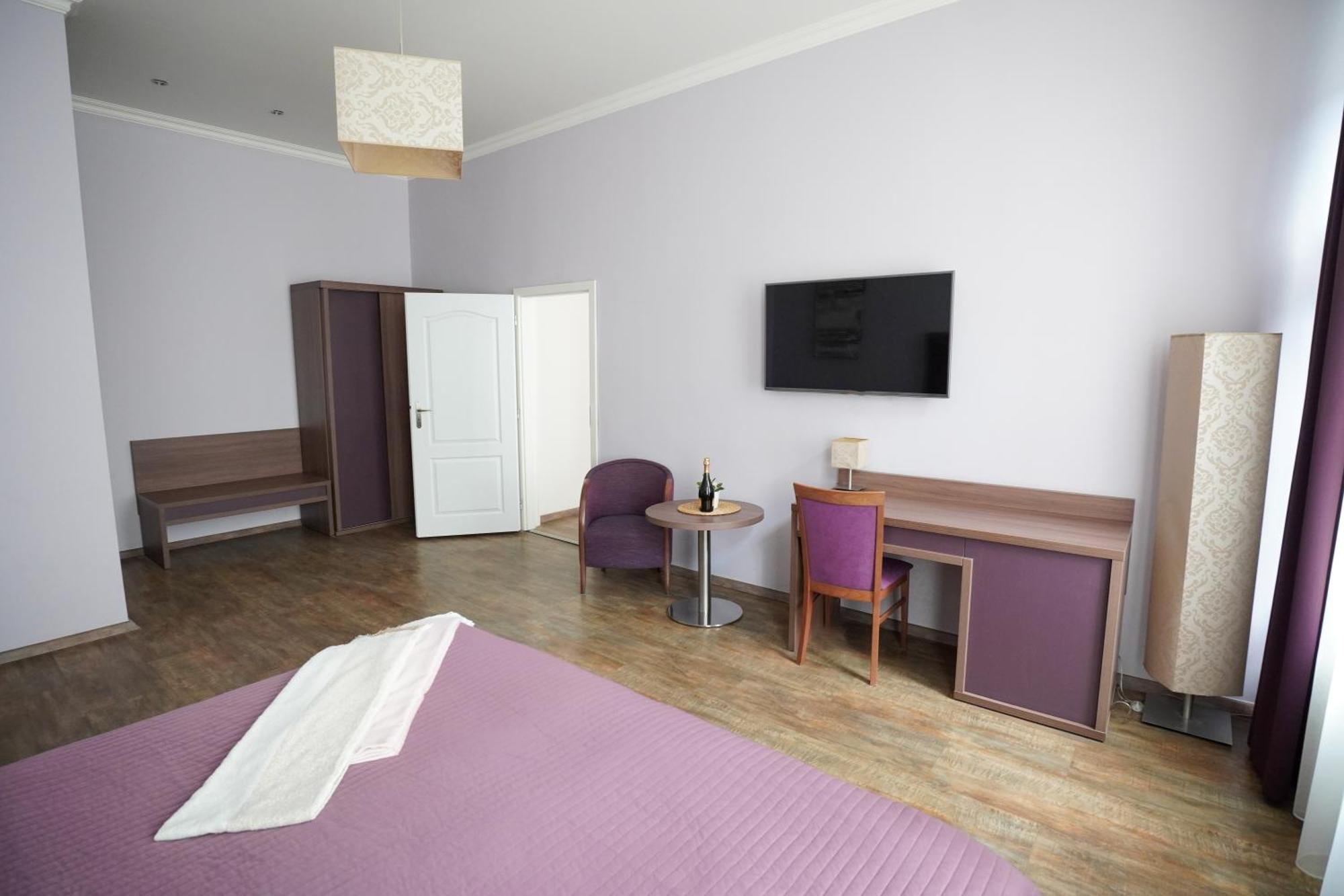 Elegant & Stylish Center Apartments! Praha Eksteriør bilde