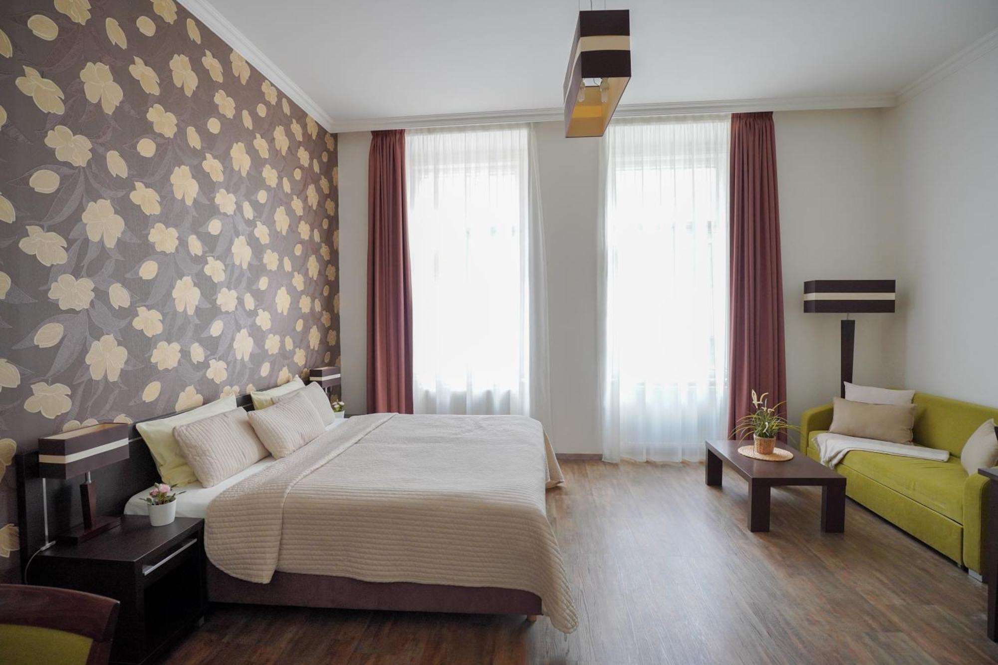 Elegant & Stylish Center Apartments! Praha Eksteriør bilde